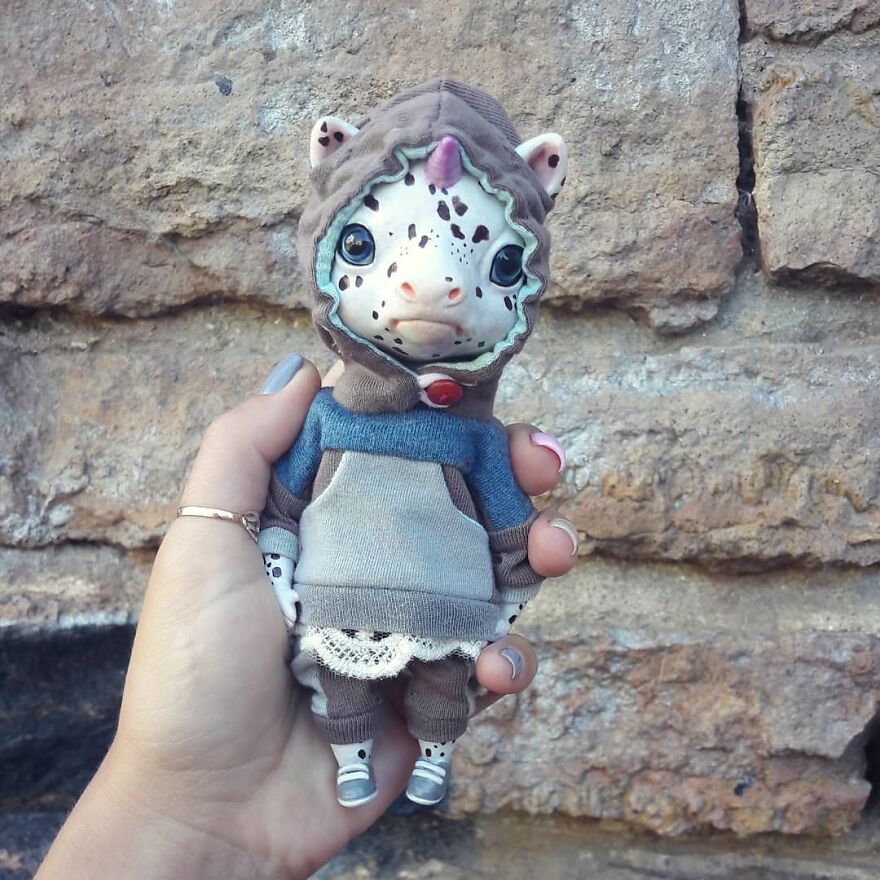 Russian Artist Makes Clay Dolls That Are Cute And Fashionable