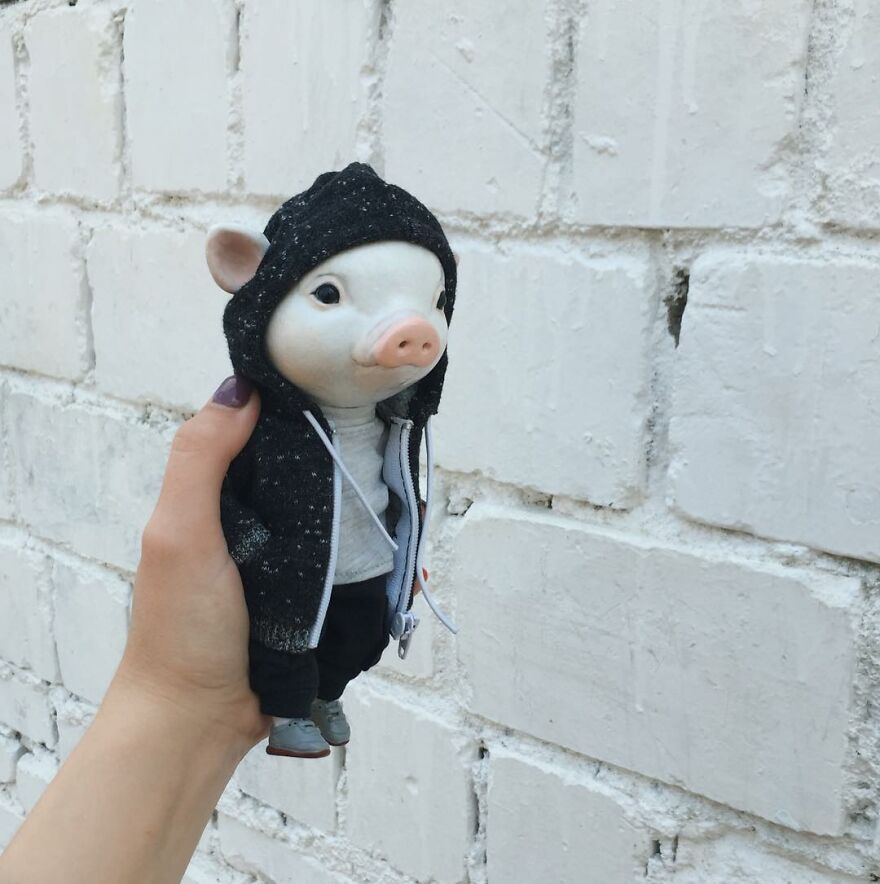 Russian Artist Makes Clay Dolls That Are Cute And Fashionable