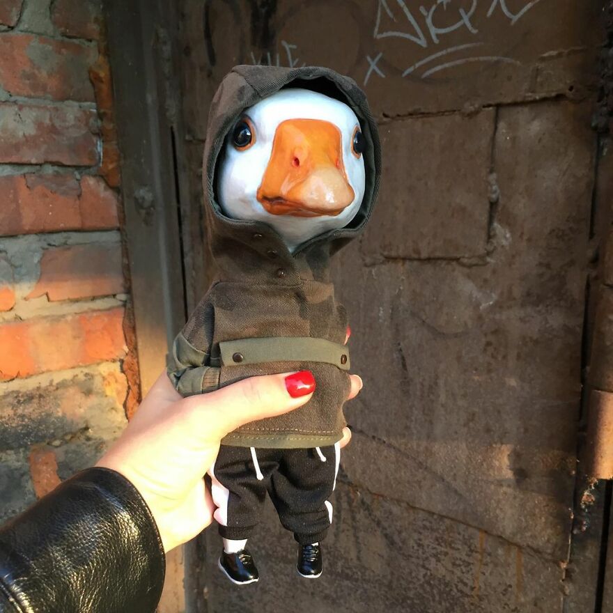 Russian Artist Makes Clay Dolls That Are Cute And Fashionable