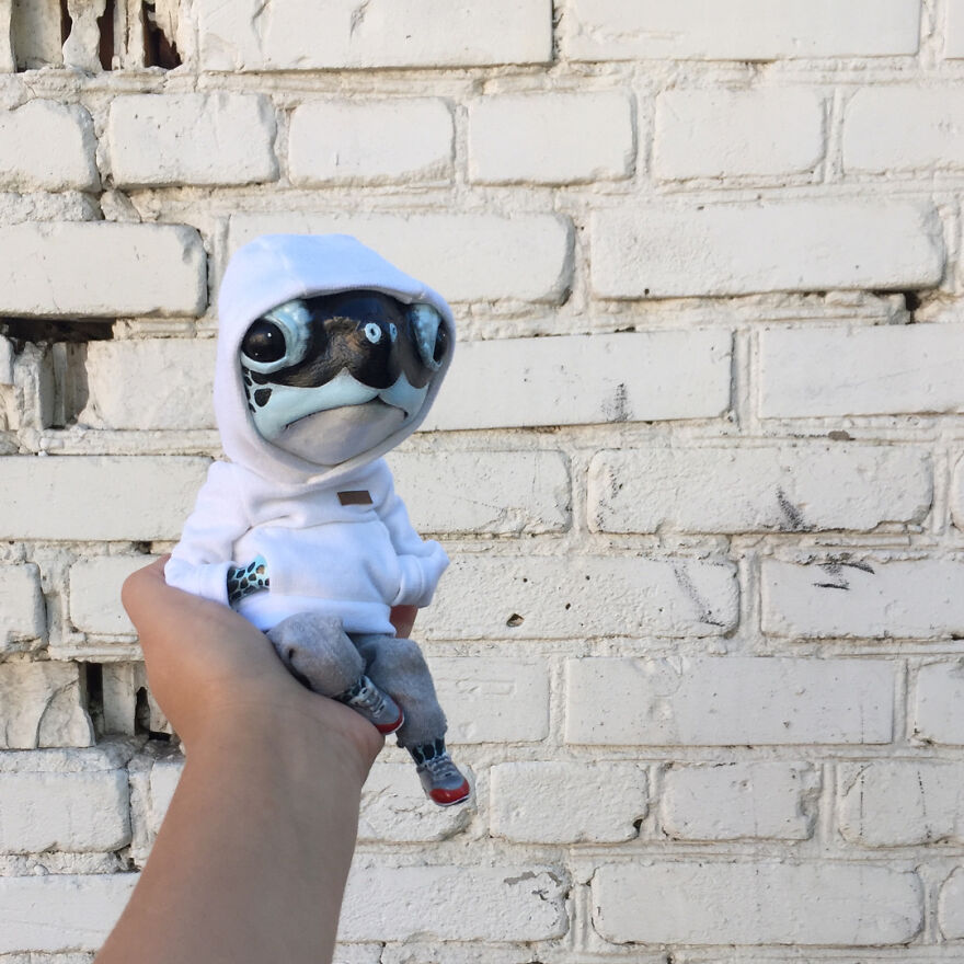 Russian Artist Makes Clay Dolls That Are Cute And Fashionable