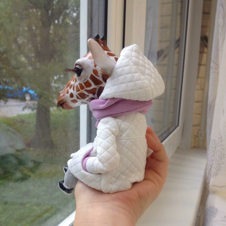 Russian Artist Makes Clay Dolls That Are Cute And Fashionable