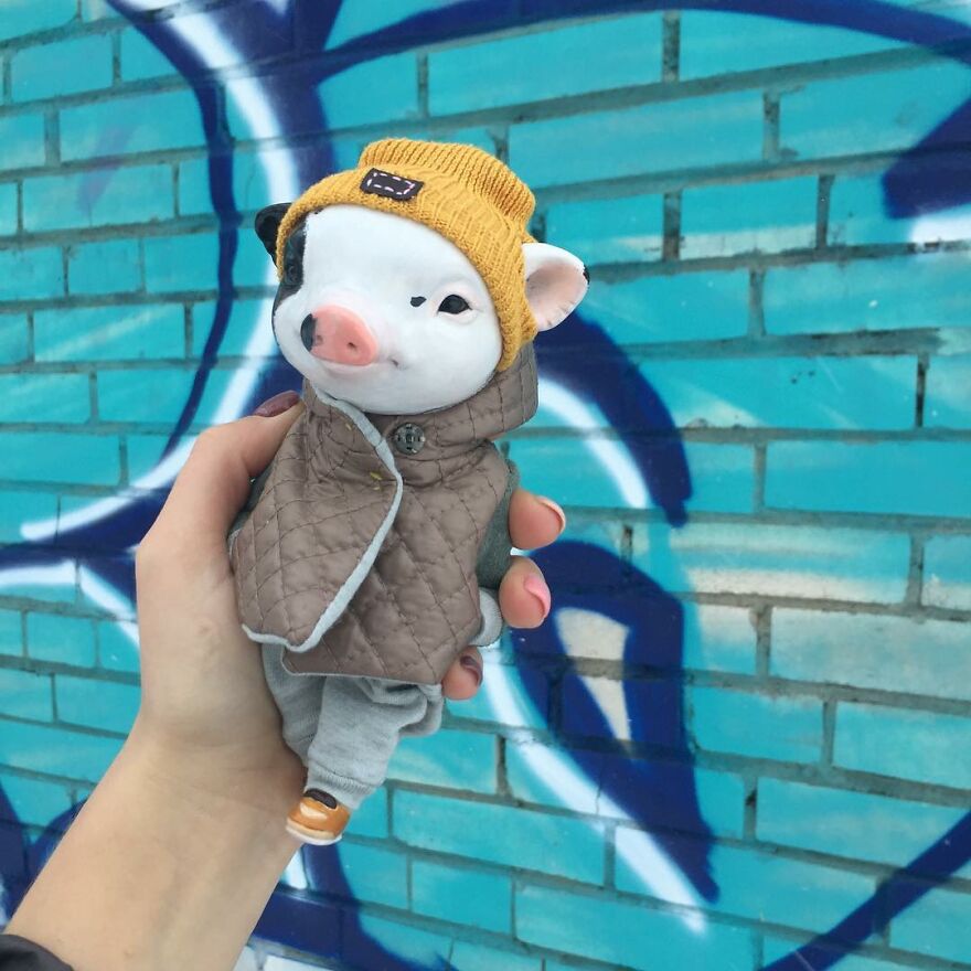 Russian Artist Makes Clay Dolls That Are Cute And Fashionable