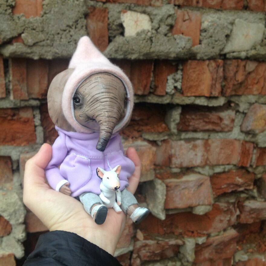 Russian Artist Makes Clay Dolls That Are Cute And Fashionable