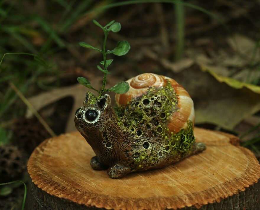I Make Miniature Fantasy Sculptures And Figurines