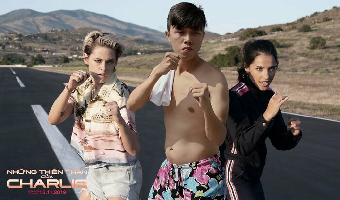 The Amazing Digital Skills Of This Vietnamese Make Him Stand Next To Any Celebrity (60 Pics)