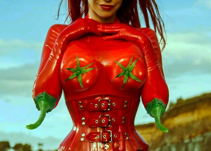 This Artist From Turkey Makes Incredibly Absurd Collages