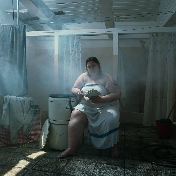 This Photographer Creates Dreamy Photos Hard Not To Fall In Love