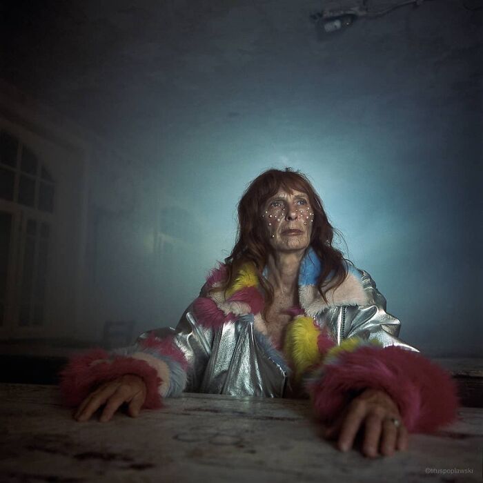 This Photographer Creates Dreamy Photos Hard Not To Fall In Love