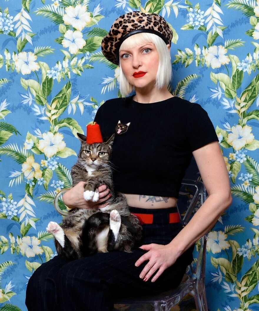This Photographer Makes Fun And Quirky Portraits Of Its Owners With Their Pets (100 Pics)