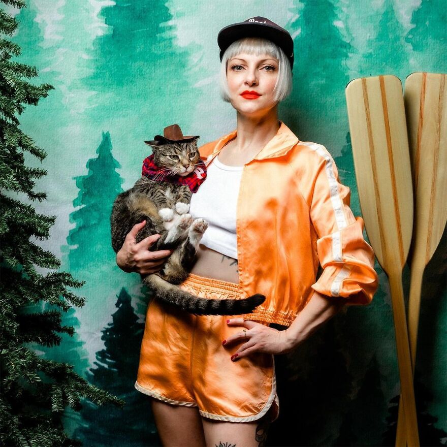 This Photographer Makes Fun And Quirky Portraits Of Its Owners With Their Pets (100 Pics)