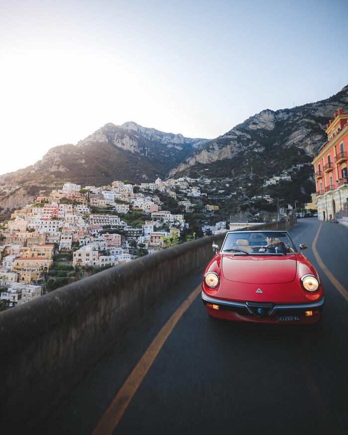 This Photographer Takes Fascinating Pictures Of The Places He Traveled Around The World