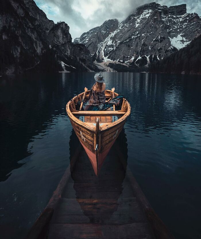 This Photographer Takes Fascinating Pictures Of The Places He Traveled Around The World