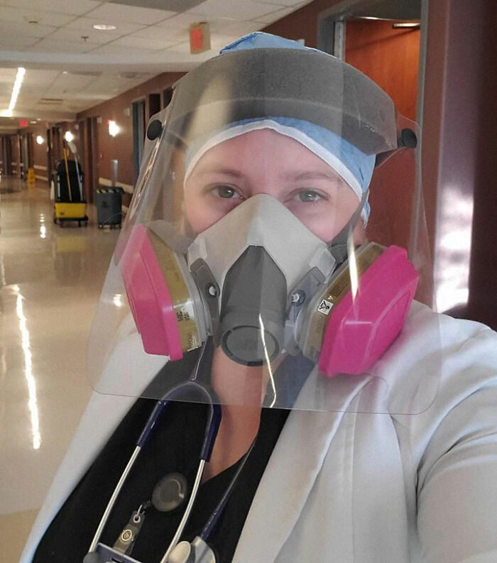 "I'm Sorry, It's Too Late" - Doctor Reveals What She Tells Unvaccinated Patients Dying From Covid "I'm Sorry, It's Too Late" - Doctor Reveals What She Tells Unvaccinated Patients Dying From Covid