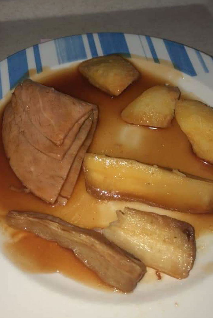 This Is What The NHS Call A Turkey Dinner And All The Trimmings For Someone Recovering From Cancer