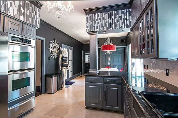 Bunny Mannequin Anyone?