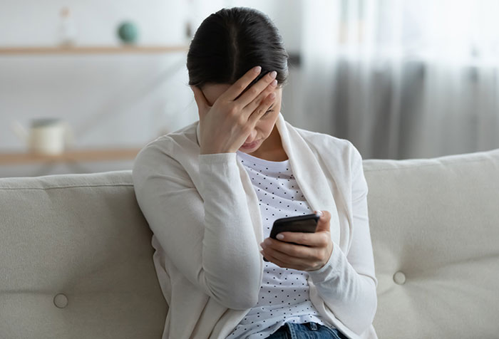 Recently Promoted Employee Takes A Day-Off Without Telling Anyone, Boss Makes Her Choose Between Demotion Or Termination Recently Promoted Employee Takes A Day-Off Without Telling Anyone, Boss Makes Her Choose Between Demotion Or Termination