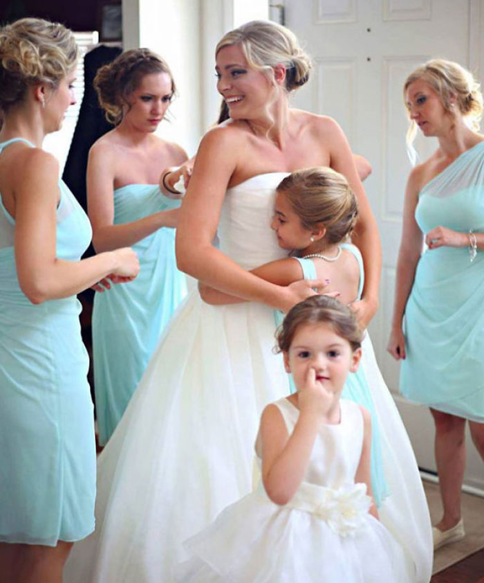 My Friend's Daughter Just Dropped The Best Wedding Photobomb I've Seen In A While