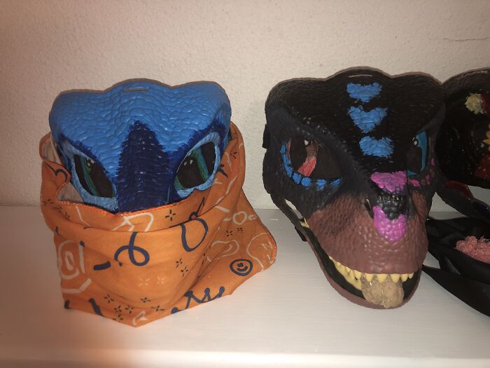 Kingston (Blue) Lily (Gray & Black)