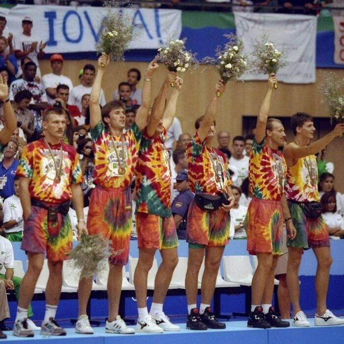 Inspirational Story Of One Of The Most Famous Tie-Dye Shirts Created For A Post-Soviet Lithuanian Basketball Team By An American Rock Band Is Going Viral Inspirational Story Of One Of The Most Famous Tie-Dye Shirts Created For A Post-Soviet Lithuanian Basketball Team By An American Rock Band Is Going Viral