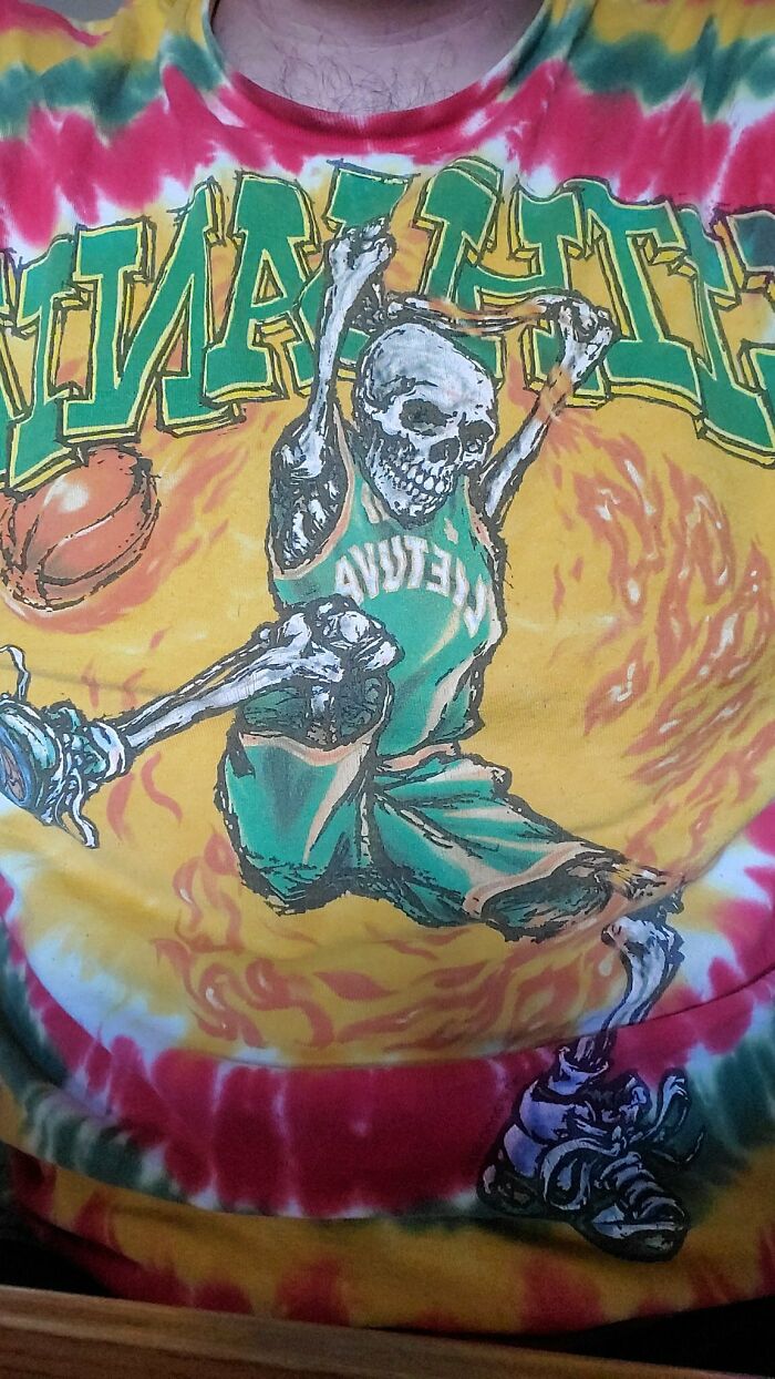 Inspirational Story Of One Of The Most Famous Tie-Dye Shirts Created For A Post-Soviet Lithuanian Basketball Team By An American Rock Band Is Going Viral Inspirational Story Of One Of The Most Famous Tie-Dye Shirts Created For A Post-Soviet Lithuanian Basketball Team By An American Rock Band Is Going Viral