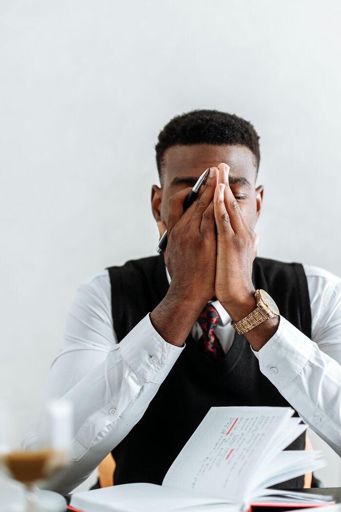 Person Starts A Thread Asking If He's Missing Something About Young People Having So Much Money, And People Delivered Their Answers