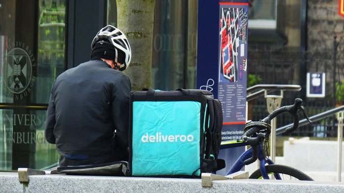 Mom Forces Son To Apologize For Racist Joke To Chinese Delivery Guy Who Already Had It Rough, Dad Doesn’t Like The Punishment Mom Forces Son To Apologize For Racist Joke To Chinese Delivery Guy Who Already Had It Rough, Dad Doesn’t Like The Punishment