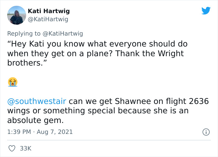Woman Spent Flight With Little Girl Who Kept Serving Random One-Liners, Ended Up Tweeting Them And Going Viral Woman Spent Flight With Little Girl Who Kept Serving Random One-Liners, Ended Up Tweeting Them And Going Viral