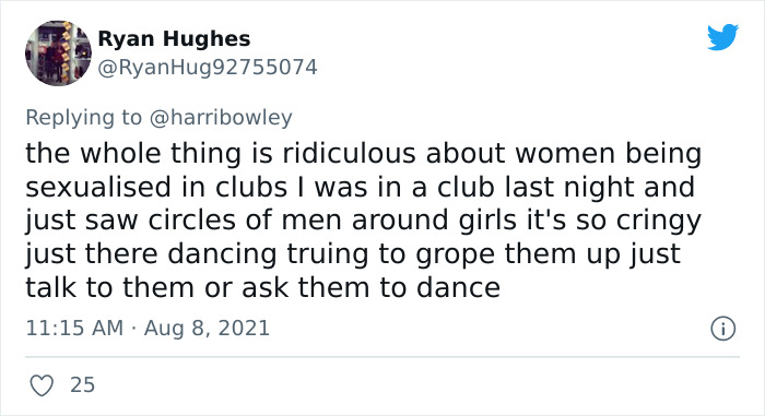 Woman Sparks A Discussion On Twitter After Smacking A Guy At A Club For Touching Her Woman Sparks A Discussion On Twitter After Smacking A Guy At A Club For Touching Her