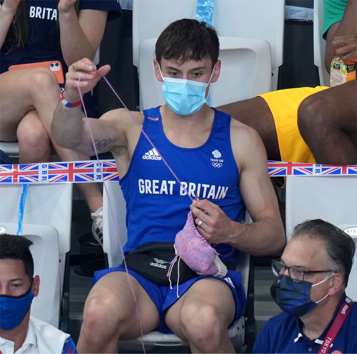 Olympic Gold Medalist Tom Daley Knitting In The Stands To Calm His Nerves While Watching The Diving