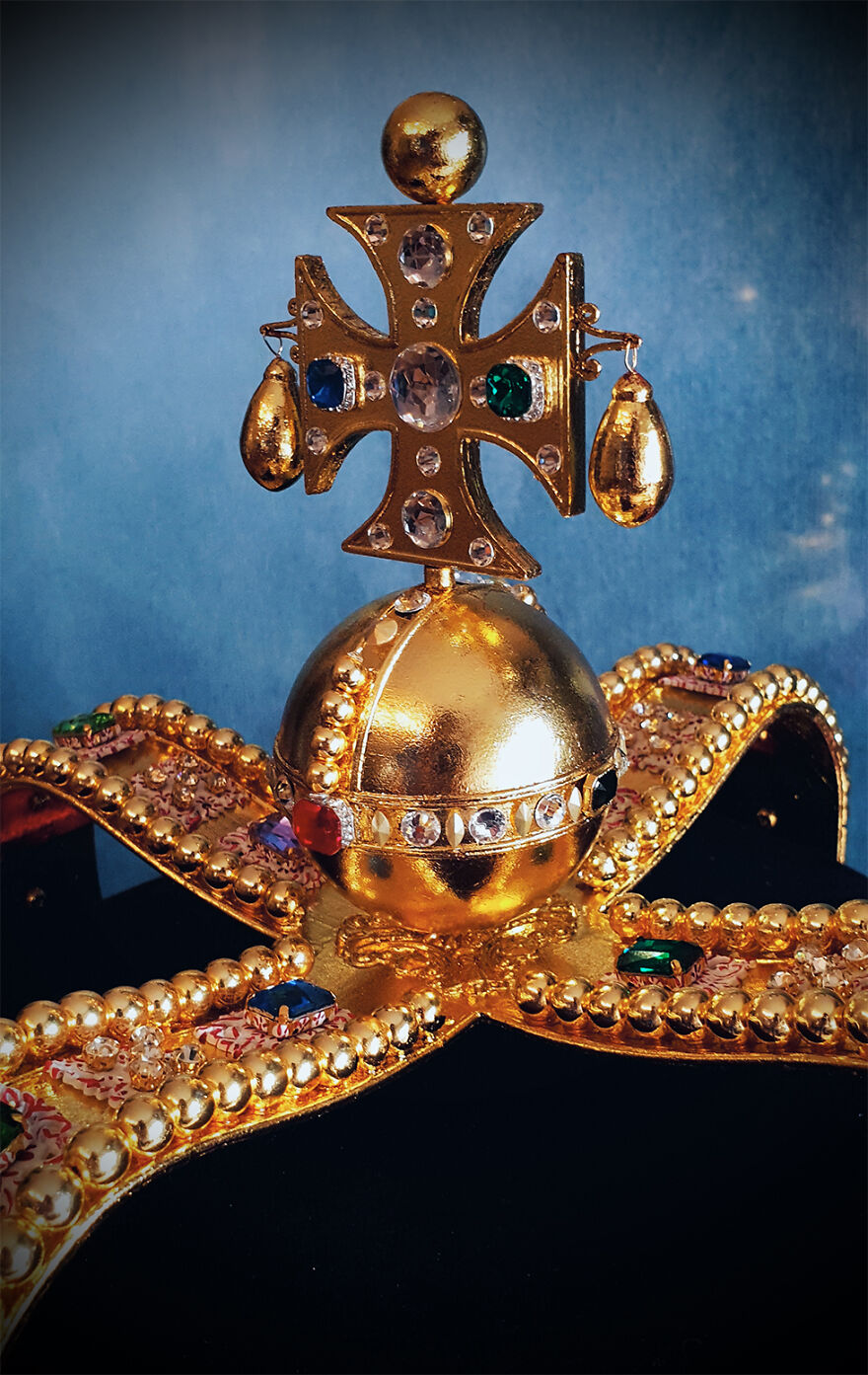I Made An Accurate Replica Of St. Edward's Crown I Made An Accurate Replica Of St. Edward's Crown