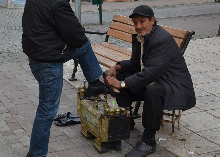 People Expose 40 Of The Worst Tourist Scams That Travelers Should Know