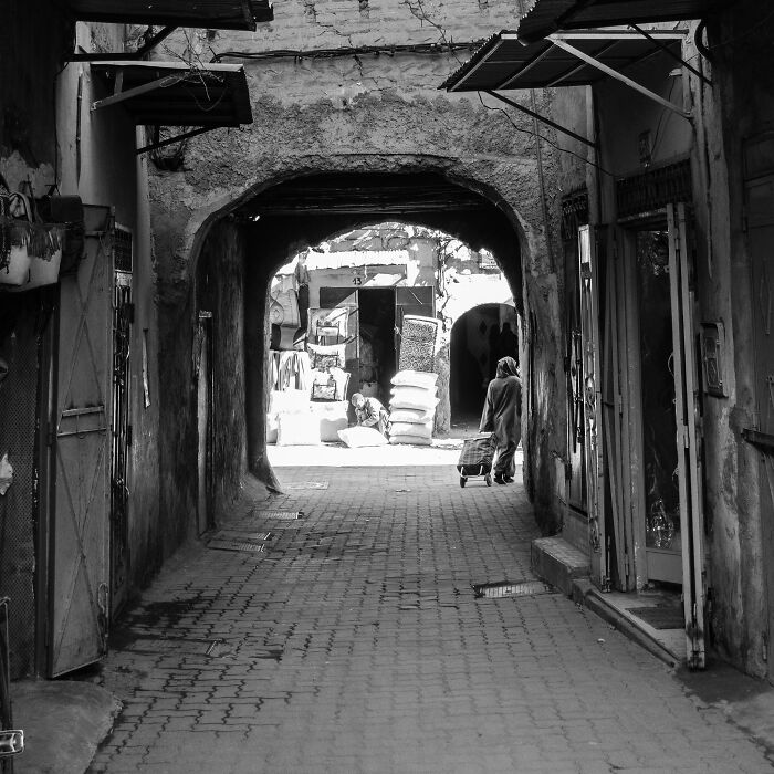 People With 'Street Smarts' Are Sharing Advice That Can Save People In Dangerous Situations (40 Tips)