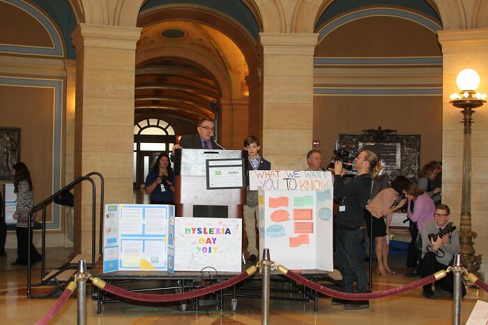 Someone Asked Folks Online "What Is Something A High School Teacher Told You, That You Will Never Forget?", And Here Are 30 Best Answers