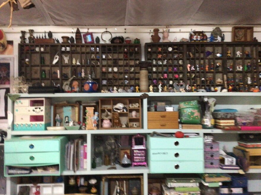 My Mum Is A Mosaic Artist And Loves To Create Amazing Artworks That She Upcycles From Skips And Creeks (No Animals Were Harmed In The Making Of These Artworks) My Mum Is A Mosaic Artist And Loves To Create Amazing Artworks That She Upcycles From Skips And Creeks (No Animals Were Harmed In The Making Of These Artworks)