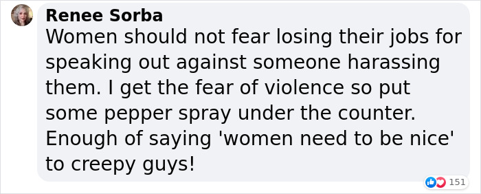 Young Woman Films Her Customer's Cringy Attempts To Hit On Her At Work Despite Her Not Being Interested, Goes Viral Young Woman Films Her Customer's Cringy Attempts To Hit On Her At Work Despite Her Not Being Interested, Goes Viral