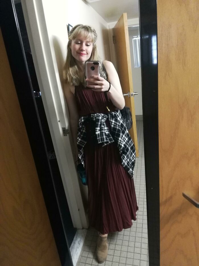 I Go To A Private School, And Many Students Are Very Rich And Very Wasteful. I Found Everything I Am Wearing In The Trash At The End Of The Semester (& Like Half My Closet Lol)