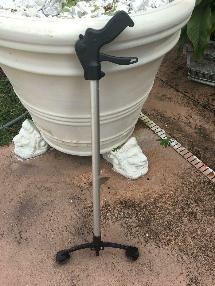 So My Wife And I Recently Got Into Dumpster Diving. I’ve Been Saying For Weeks That We Ought To Get One Of Those Grabber Thingies To Reach Down Into The Dumpster. Well.... Look What We Found In A Dumpster This Morning