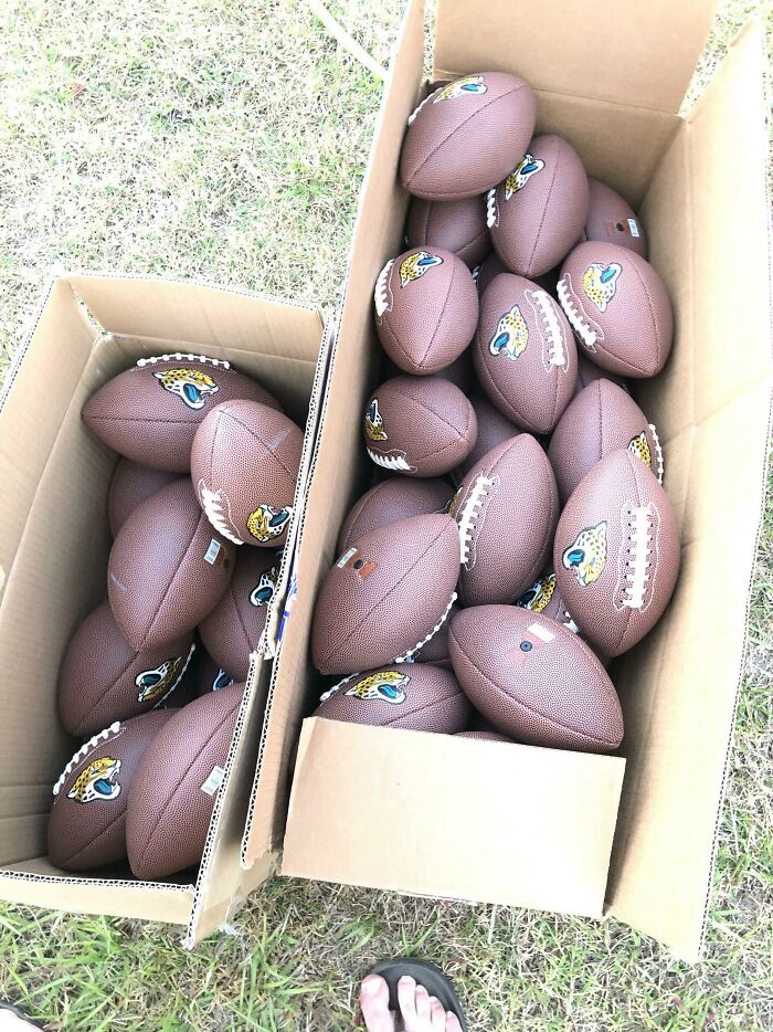 Found 50 Brand New Footballs