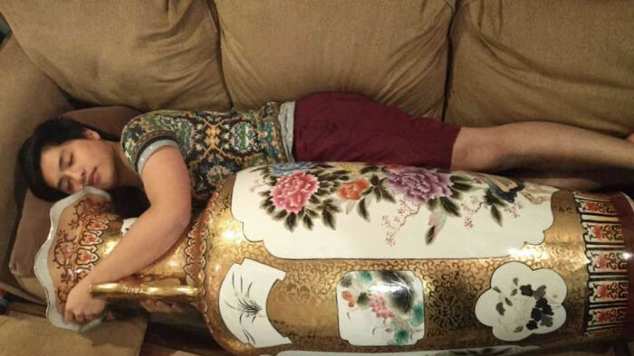 Found This Vase By A Dumpster During A Lunar New Years Traipse In Chinatown, It's Now Become My Baby