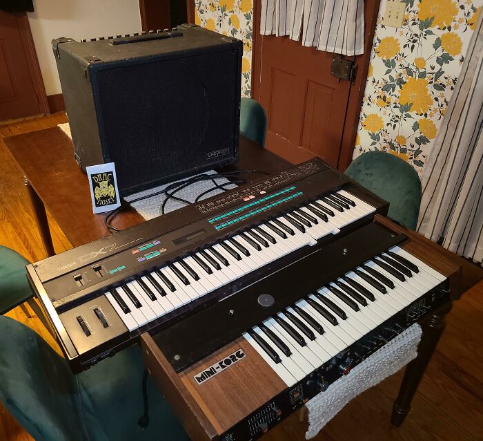 Just Got Hired To Clear Out A Guys Basement. These Two Vintage Keyboards And Amp Were Part Of What He Wanted To Get Rid Of. I Am Happy
