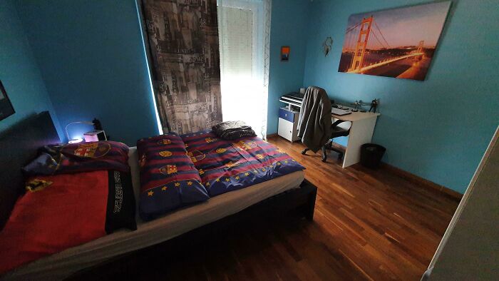 After Almost 2 Years Of Dealing With Traumas And Depression I Finally Got The Motivation To Clean My Room Entirely. It Almost Took 9 Hours. I'm Proud Of My Work