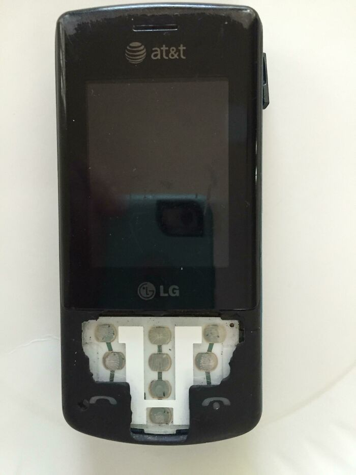 My Father-In-Law Complained That His Work Is Forcing Him To Get An iPhone. This Is The Phone They're Making Him Get Rid Of