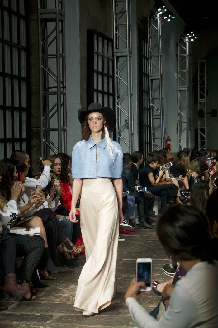 I Am An Amateur Photographer. I Sneaked With The Press Photographers On My City Fashion Week Event.