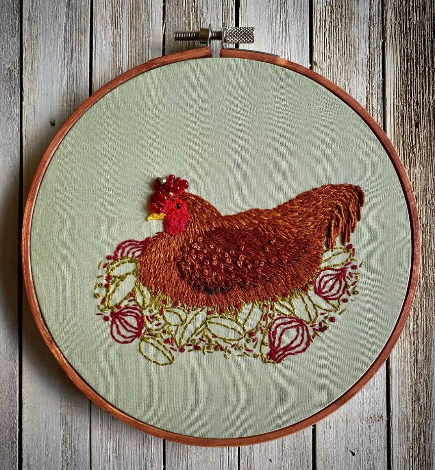 I Spent Hundreds Of Hours Embroidering These Animals///