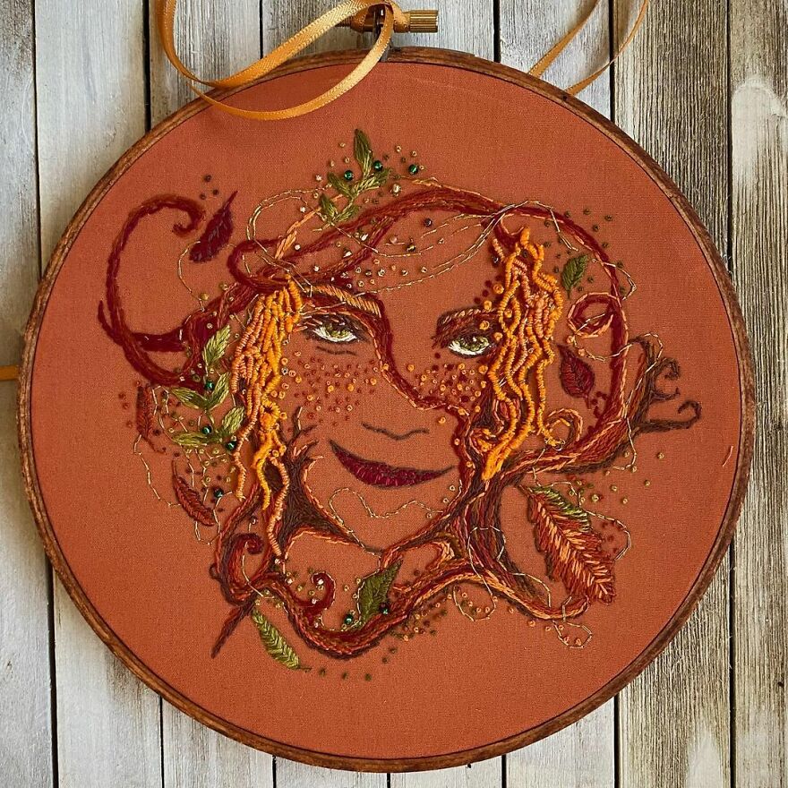 I Spent Hundreds Of Hours Embroidering These Animals///