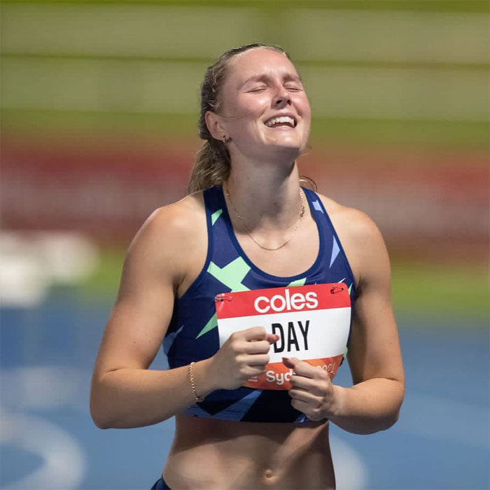 This 21-Year-Old Athlete Had No One To Sponsor Her Trip To The Olympics And Had To Work At A Supermarket To Fund It This 21-Year-Old Athlete Had No One To Sponsor Her Trip To The Olympics And Had To Work At A Supermarket To Fund It