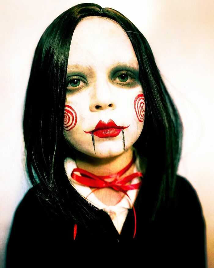 7 Year Old Girl Makes The Most Amazing Horror Movie Cosplays