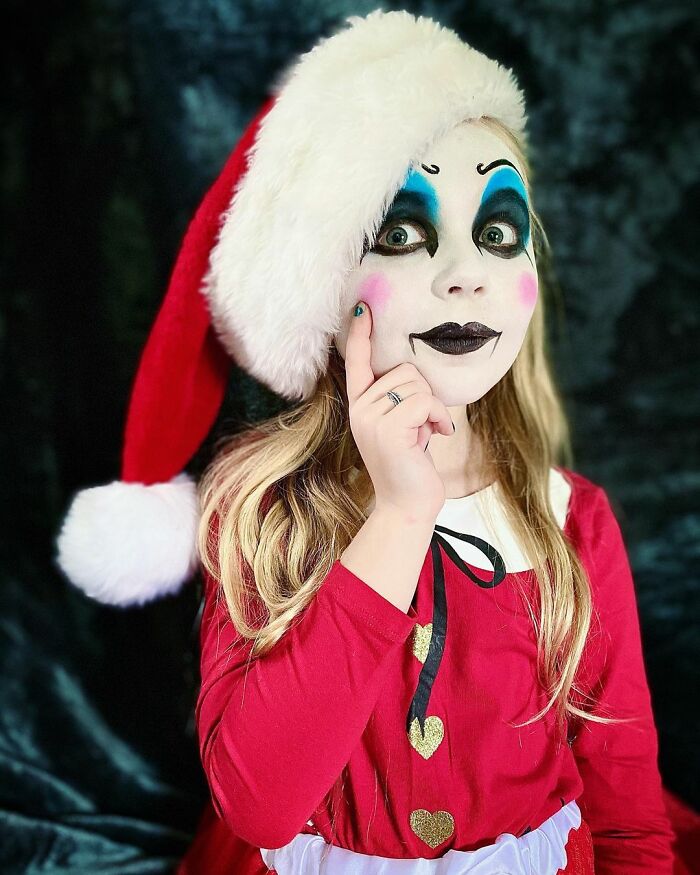 7 Year Old Girl Makes The Most Amazing Horror Movie Cosplays