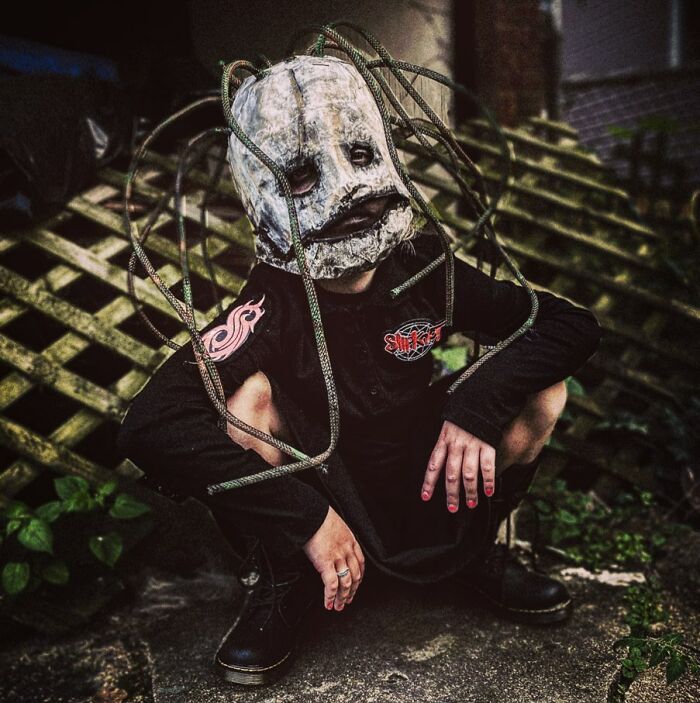 7 Year Old Girl Makes The Most Amazing Horror Movie Cosplays