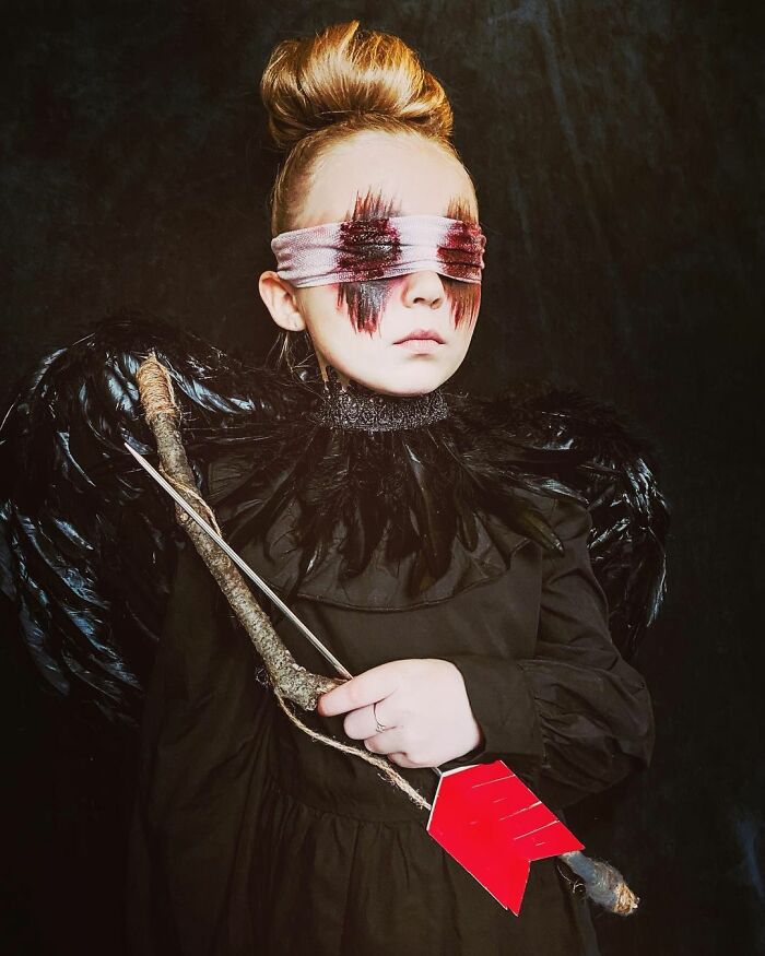 7 Year Old Girl Makes The Most Amazing Horror Movie Cosplays